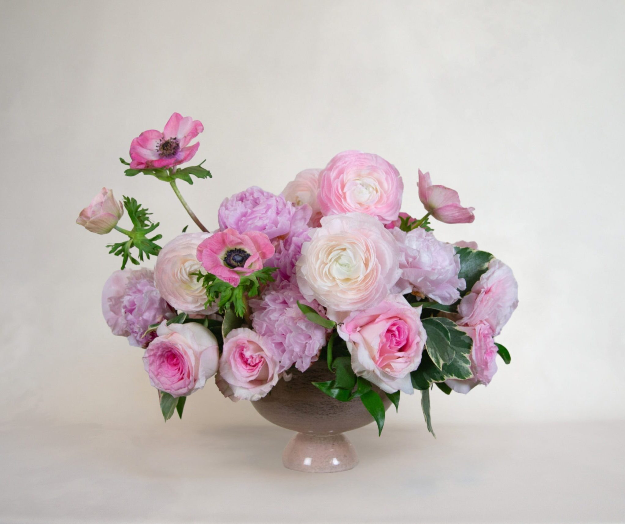 Perfect Day Mother's Day flower delivery Chicago — Maison HMR floral arrangement
